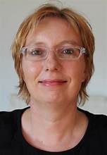 327 prompts for tiny action books